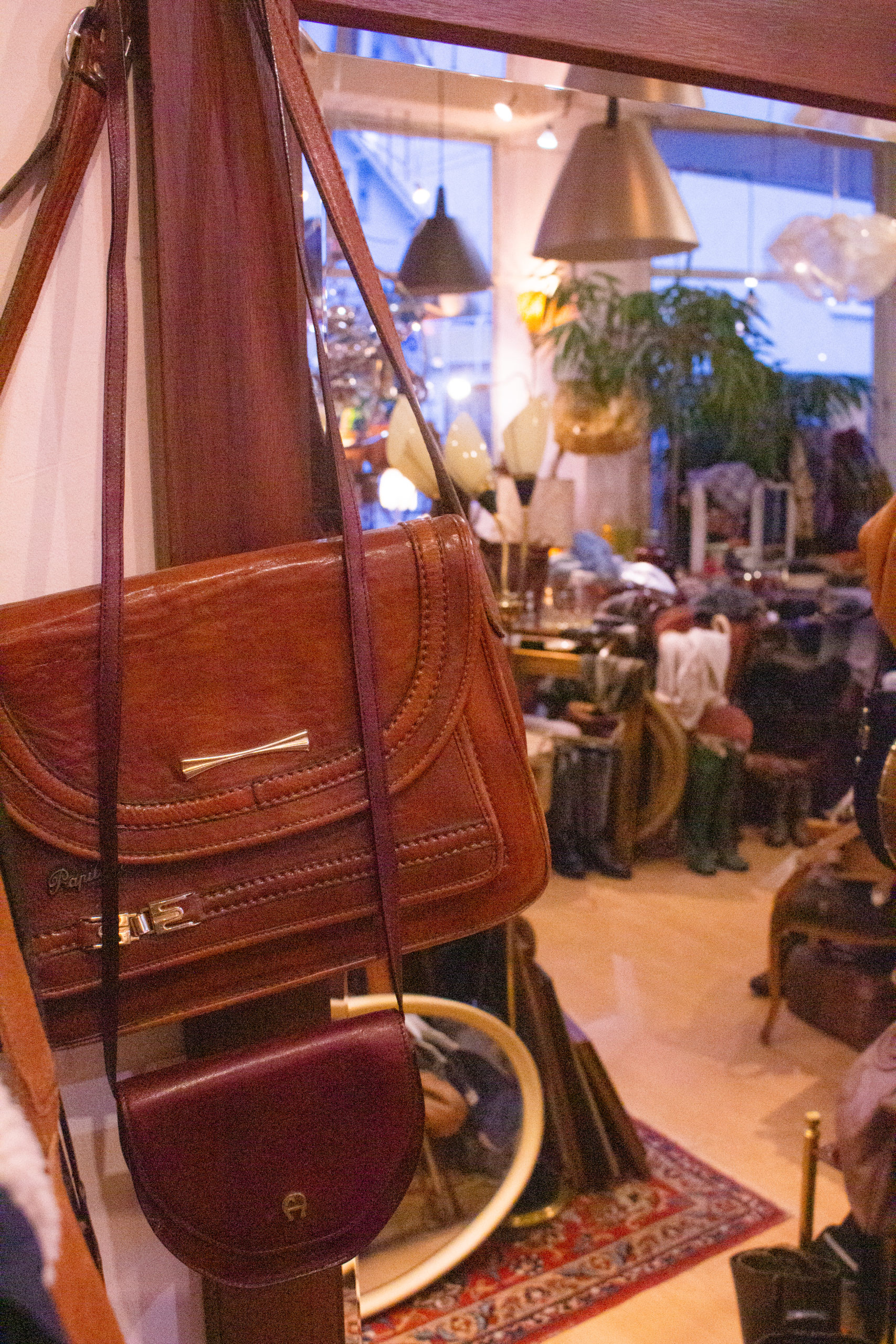 Lejlas First Vintage & Second Hand Lejla's Secondhand in Darmstadt: Nachhaltige Mode